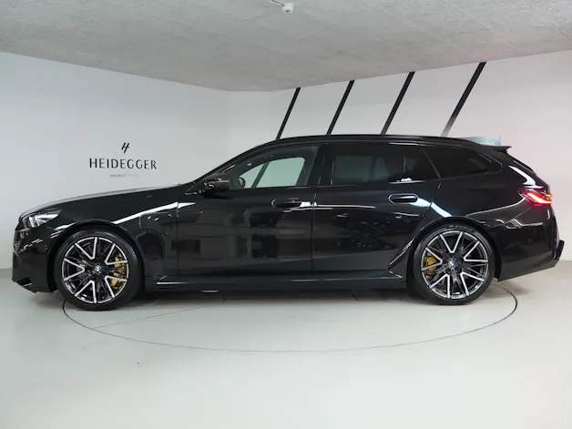 BMW M5 xDrive Touring