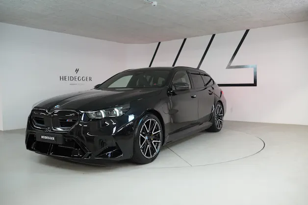 BMW M5 xDrive Touring