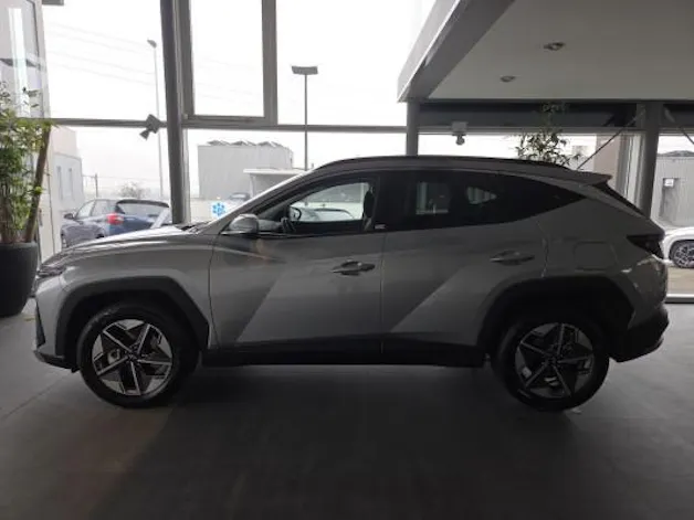 Hyundai Tucson 1.6 HEV Amplia 4WD