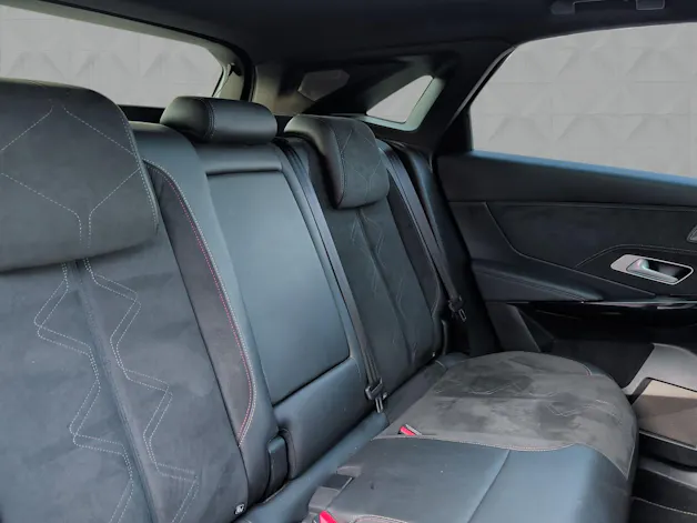 DS Automobiles AUTOMOBILES DS 7 Crossback E-Tense 300 Performance Line