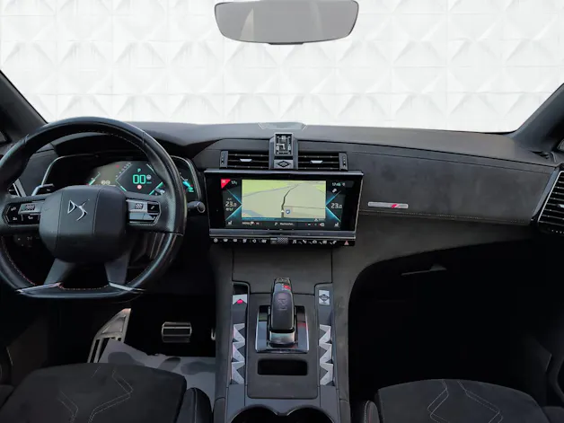 DS Automobiles AUTOMOBILES DS 7 Crossback E-Tense 300 Performance Line