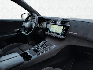 DS Automobiles AUTOMOBILES DS 7 Crossback E-Tense 300 Performance Line