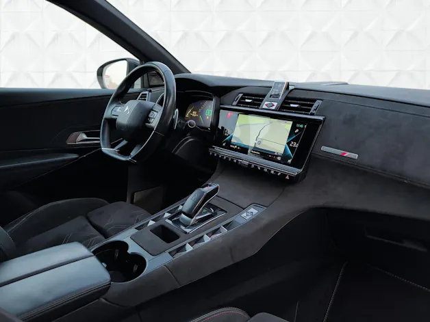 DS Automobiles AUTOMOBILES DS 7 Crossback E-Tense 300 Performance Line