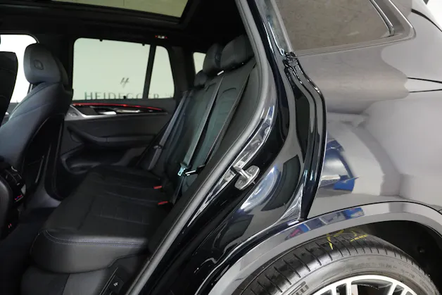 BMW X3 M40i Travel