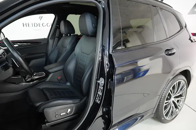 BMW X3 M40i Travel