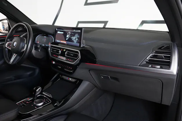 BMW X3 M40i Travel