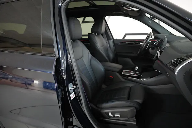 BMW X3 M40i Travel