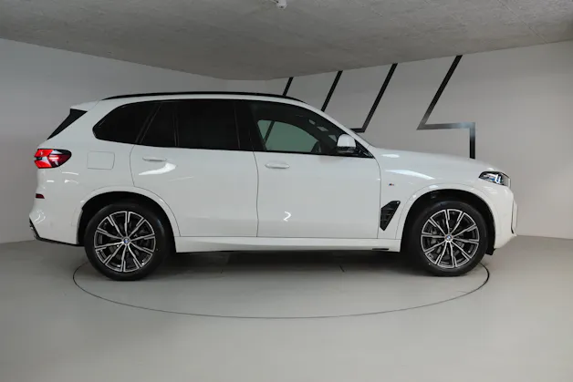 BMW X5 xDrive 48V 30d M Sport Steptronic