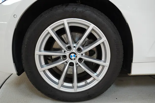 BMW 320d xDrive 48V Touring Steptronic
