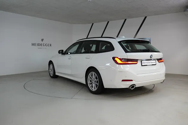 BMW 320d xDrive 48V Touring Steptronic