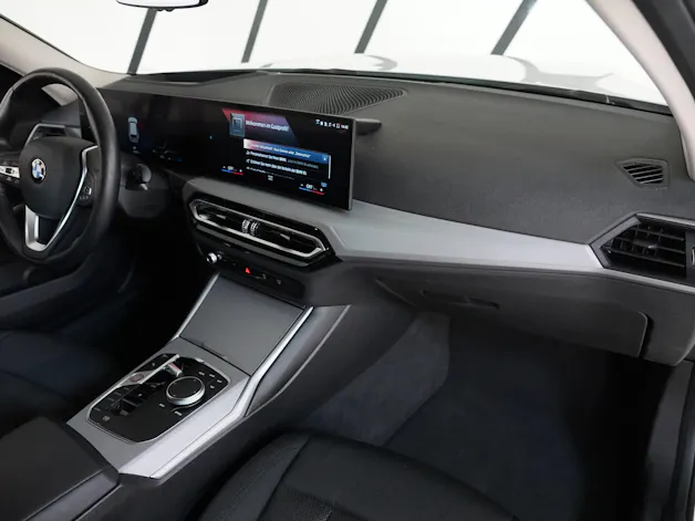 BMW 320d xDrive 48V Touring Steptronic