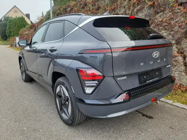 Hyundai Kona EV 65.4 kWh Amplia
