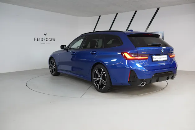 BMW 320d xDrive 48V Touring Steptronic M Sport