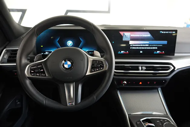 BMW 320d xDrive 48V Touring Steptronic M Sport