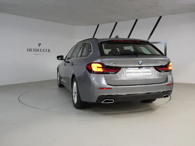 BMW 520d xDrive 48V Touring Steptronic