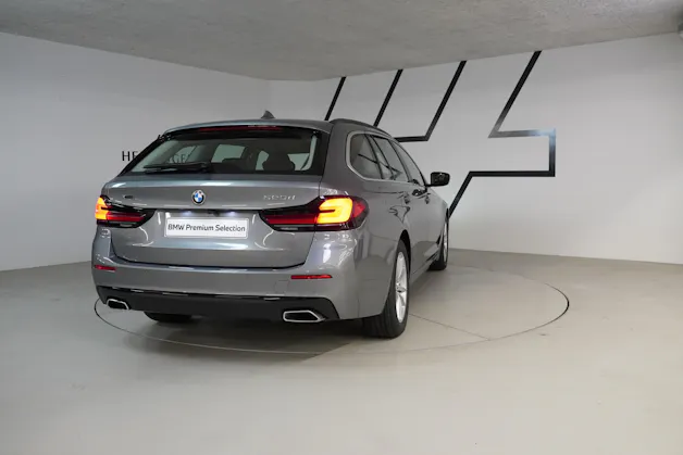 BMW 520d xDrive 48V Touring Steptronic