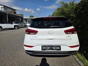 Hyundai i30 1.5 T-GDi Amplia DCT
