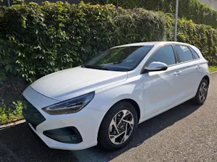 Hyundai i30 1.5 T-GDi Amplia DCT