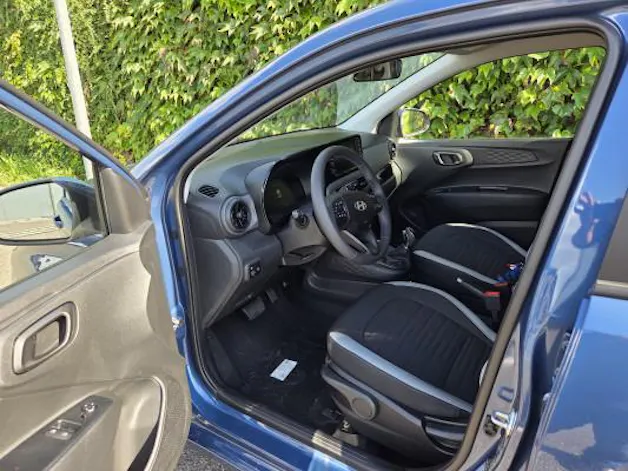 Hyundai i10 1.2 Amplia Aut.