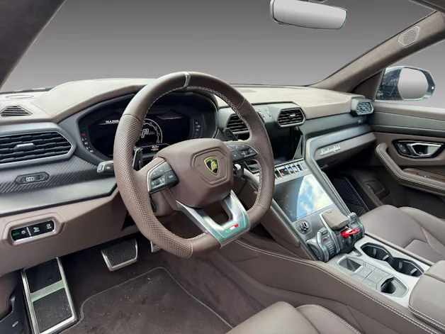Lamborghini S