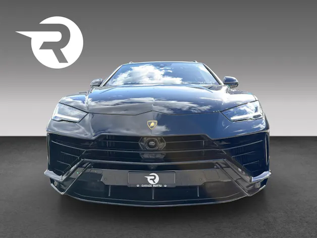 Lamborghini S