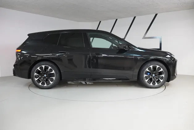 BMW iX xDrive45 M Sport