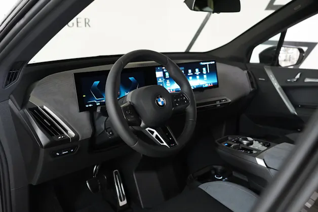 BMW iX xDrive45 M Sport