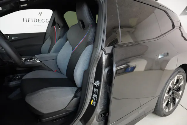 BMW iX xDrive45 M Sport