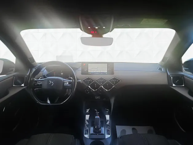 DS Automobiles AUTOMOBILES DS 3 Crossback SO Chic EAT8
