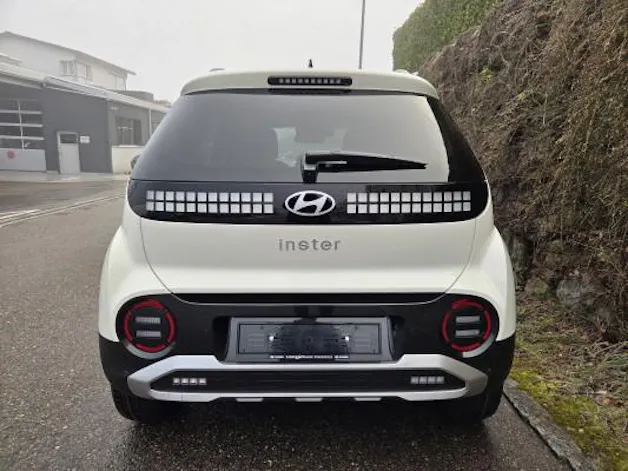 Hyundai Inster 49kWh Amplia