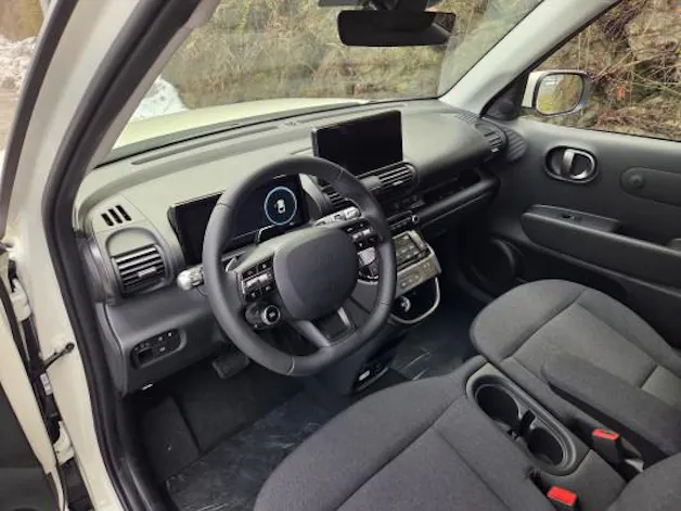 Hyundai Inster 49kWh Amplia