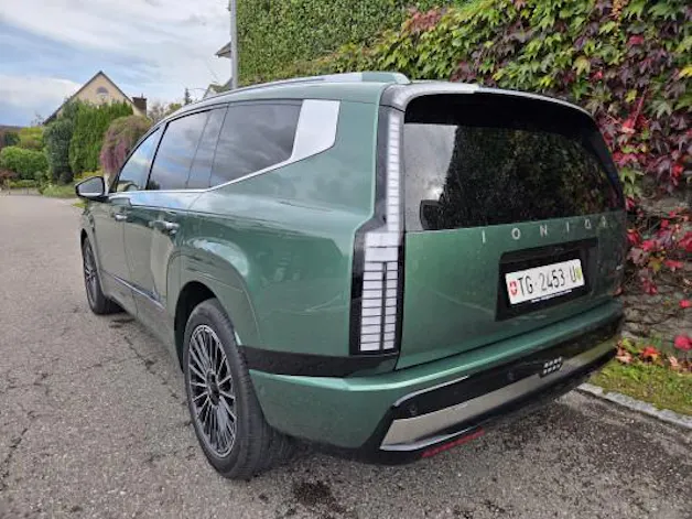 Hyundai Ioniq 9 110kWh Calli. 4WD