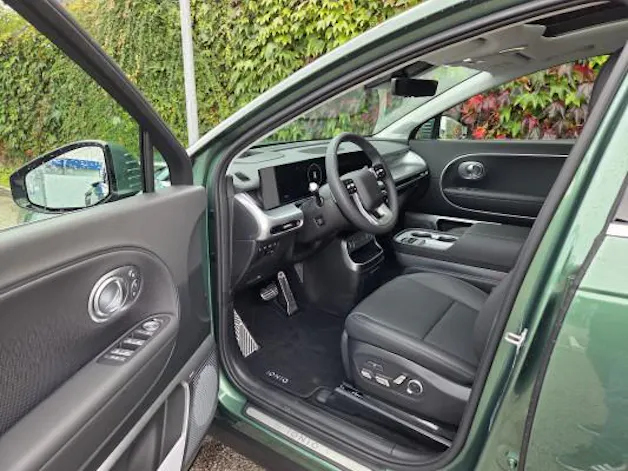 Hyundai Ioniq 9 110kWh Calli. 4WD