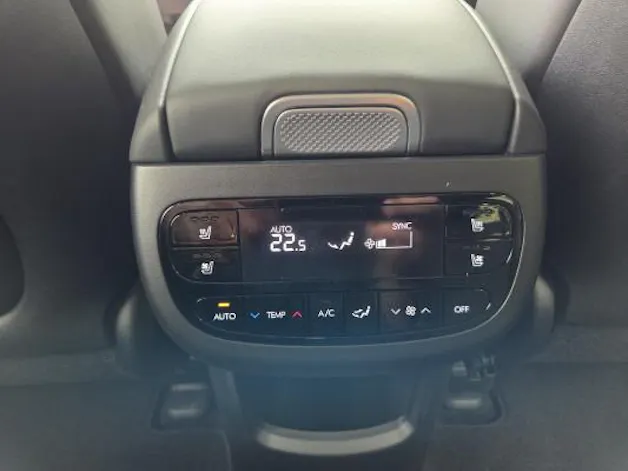Hyundai Ioniq 9 110kWh Calli. 4WD