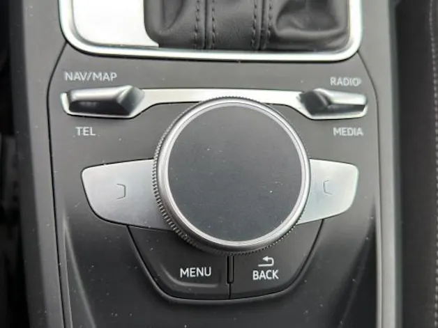 Audi Q2 40 TFSI adv Attra qu