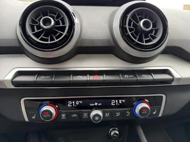 Audi Q2 40 TFSI adv Attra qu