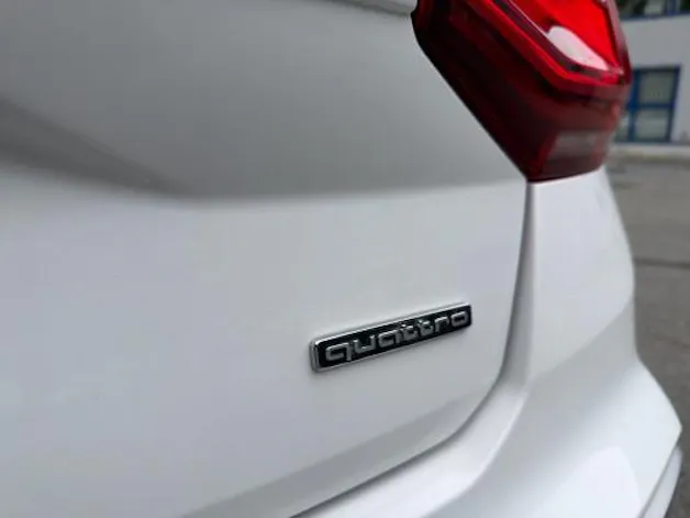 Audi Q2 40 TFSI adv Attra qu