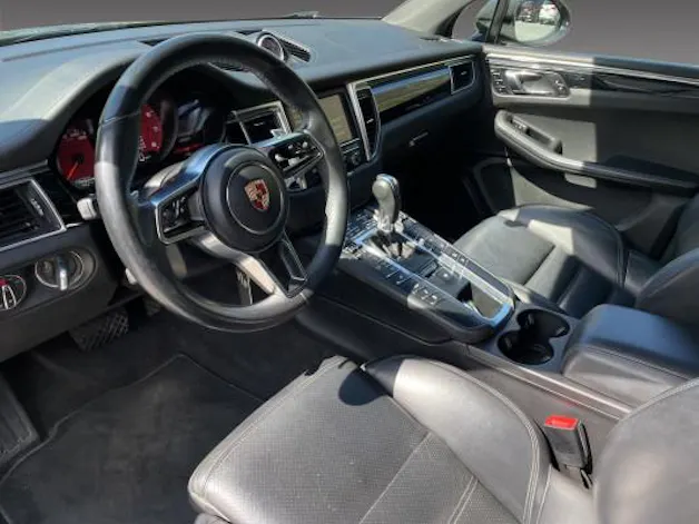 Porsche Macan S