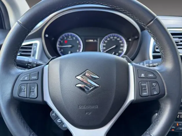 Suzuki SX4 S-Cross 1.4ComT HybAT