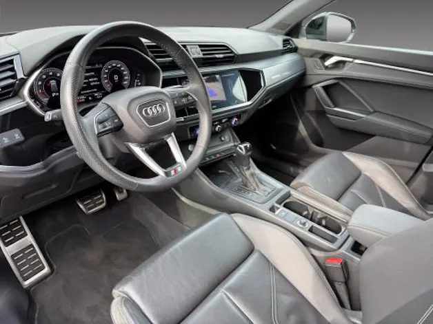 Audi Q3 40 TFSI S line quattro