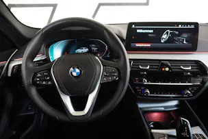 BMW 530d xDrive 48V Touring Steptronic