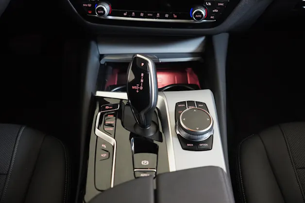 BMW 530d xDrive 48V Touring Steptronic