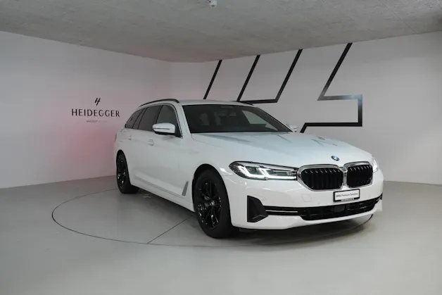 BMW 530d xDrive 48V Touring Steptronic