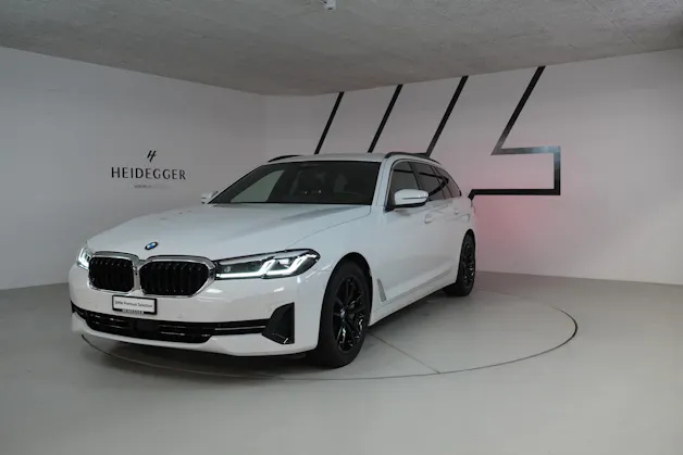 BMW 530d xDrive 48V Touring Steptronic
