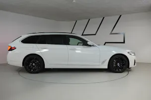 BMW 530d xDrive 48V Touring Steptronic