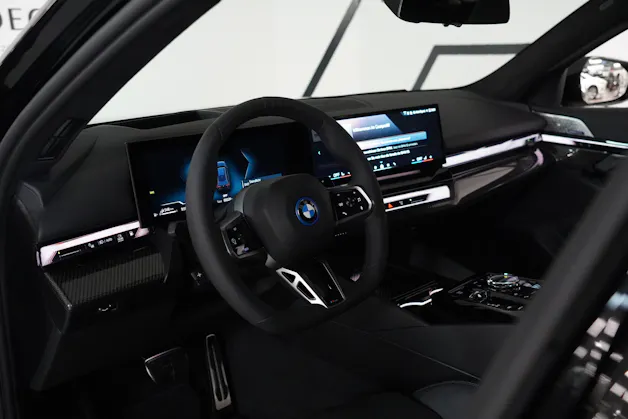 BMW 550e xDrive Touring M Sport Pro Steptronic