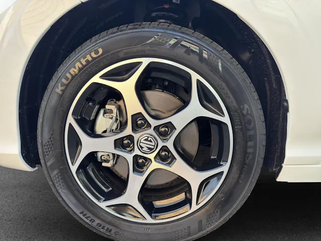 MG 3 1.5 Hybrid Luxury Aut.