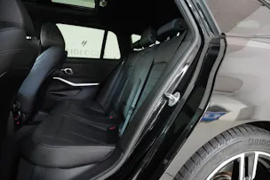 BMW 320d xDrive 48V Touring Steptronic M Sport