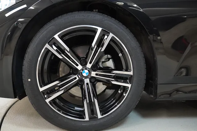 BMW 320d xDrive 48V Touring Steptronic M Sport