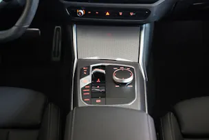 BMW 320d xDrive 48V Touring Steptronic M Sport